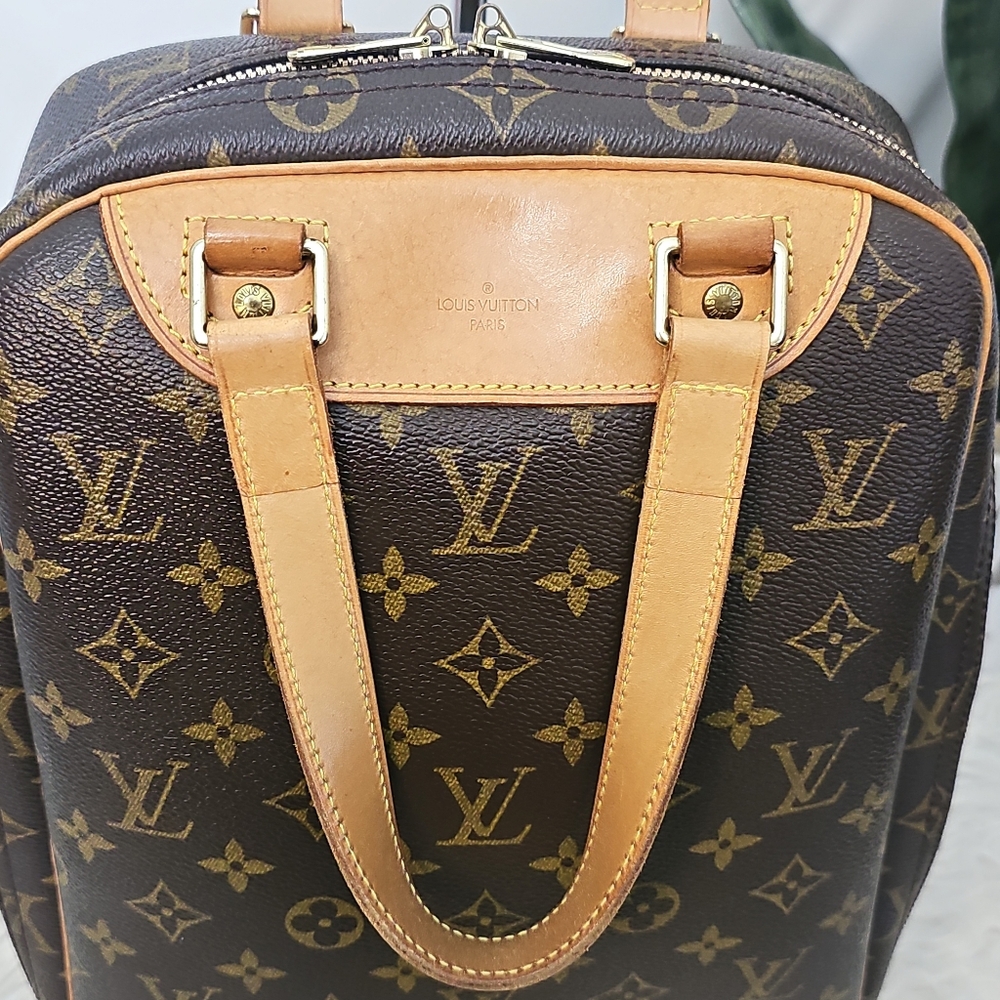 🔥😍 Beautiful Condition😍🔥 Authentic Louis Vuitton Monogram Excursion Bag - Picture 13 of 15